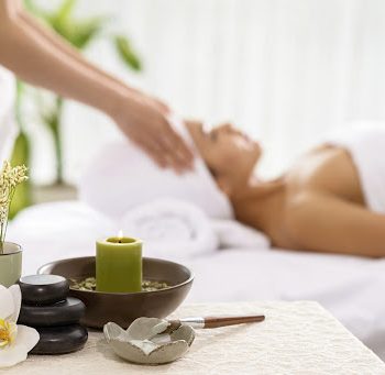 Kalestesia Suites - Spa massage treatment